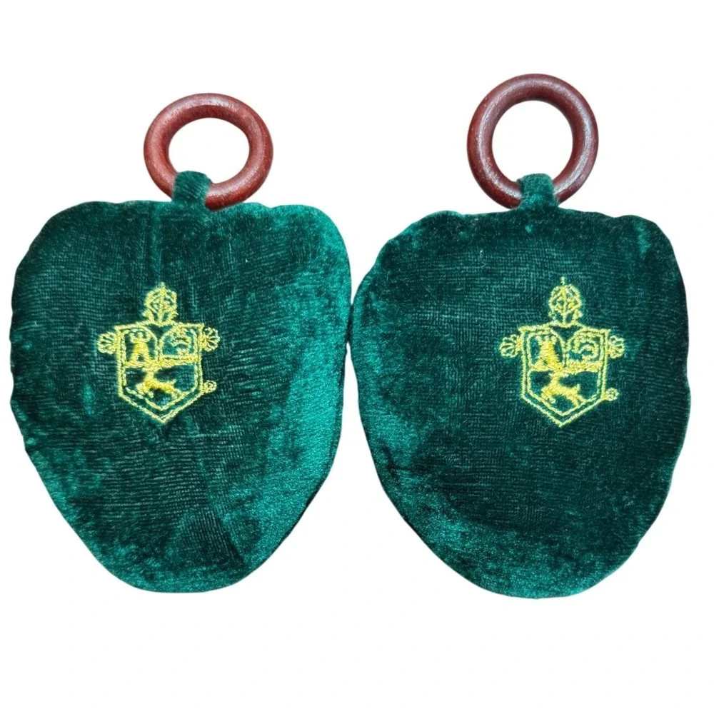 Vintage Emerald Green Velvet Shoe Trees Pair Wooden Ring SEA ISLAND RESORT